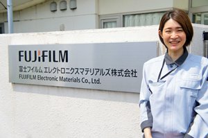 富士フイルムエレクトロニクスマテリアルズ本田さん.jpg